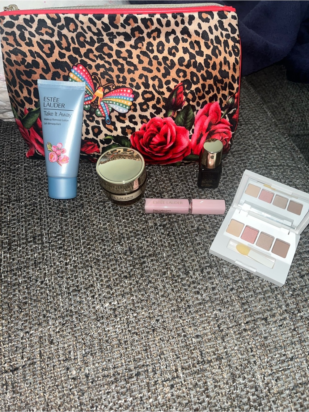 Estée Lauder 5 Piece Set w/Pouch